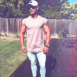 Meet your Posher, Drew